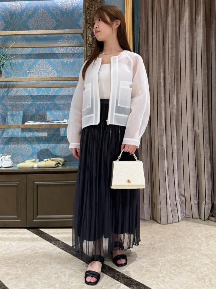 GRACE CONTINENTAL The Banquet 近藤　紫織 コーディネート画像