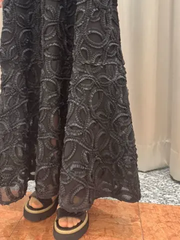 GRACE CONTINENTAL The Banquet 関谷　真琴 コーディネート画像