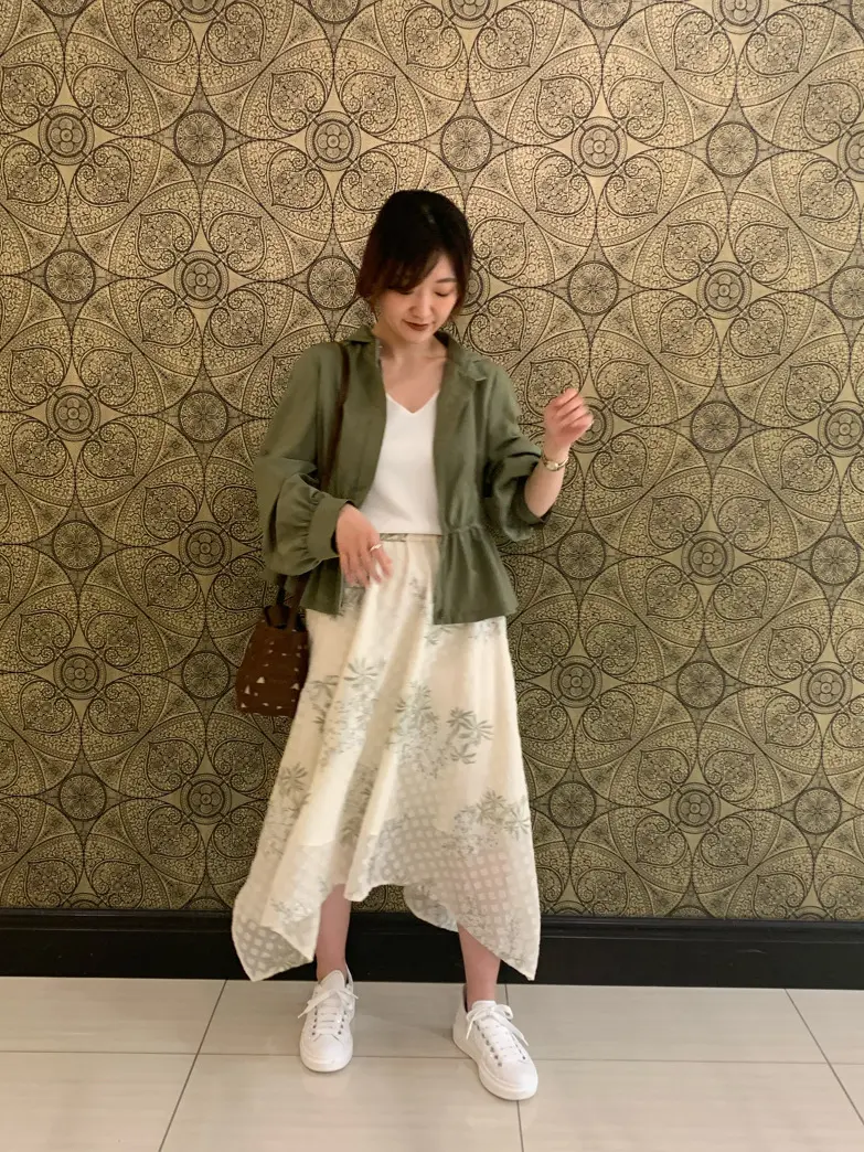 GRACE CONTINENTAL The Banquet Arichi コーディネート画像