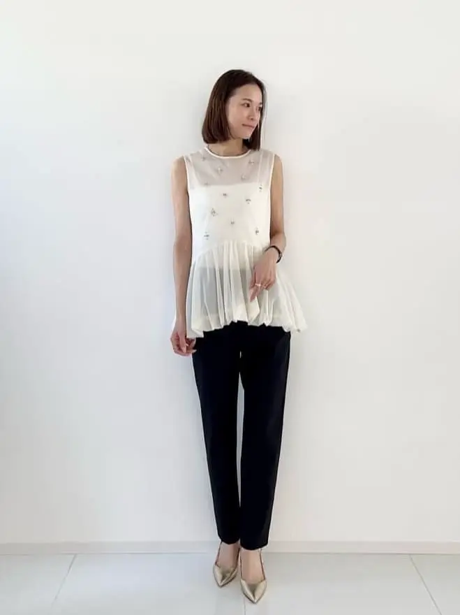 GRACE CONTINENTAL The Banquet 亀田 未希 コーディネート画像