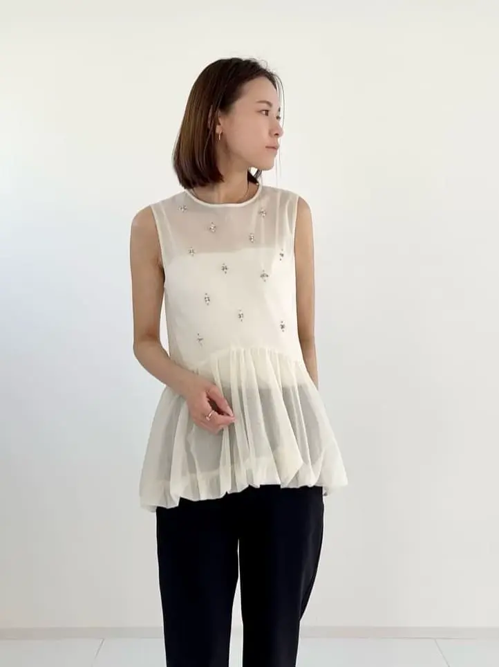 GRACE CONTINENTAL The Banquet 亀田 未希 コーディネート画像