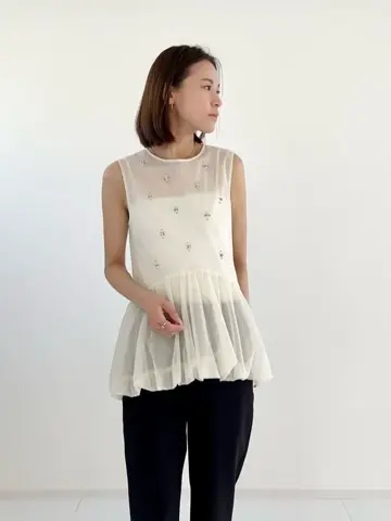 GRACE CONTINENTAL The Banquet 亀田 未希 コーディネート画像