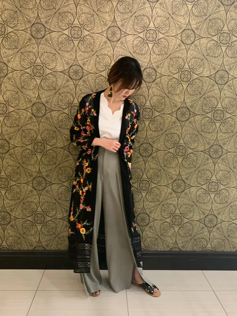 GRACE CONTINENTAL The Banquet Arichi コーディネート画像