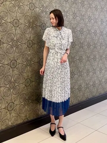 GRACE CONTINENTAL The Banquet 亀田 未希 コーディネート画像