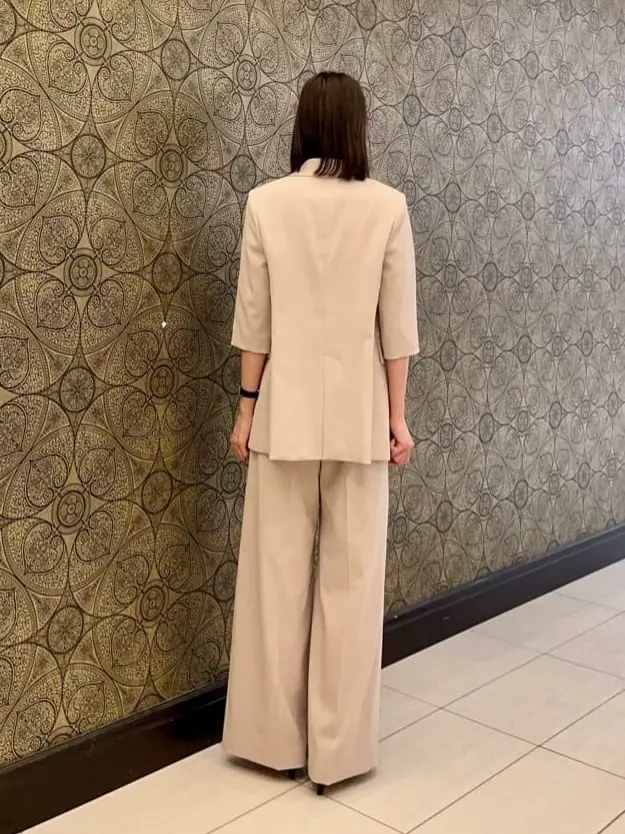 GRACE CONTINENTAL The Banquet 亀田 未希 コーディネート画像