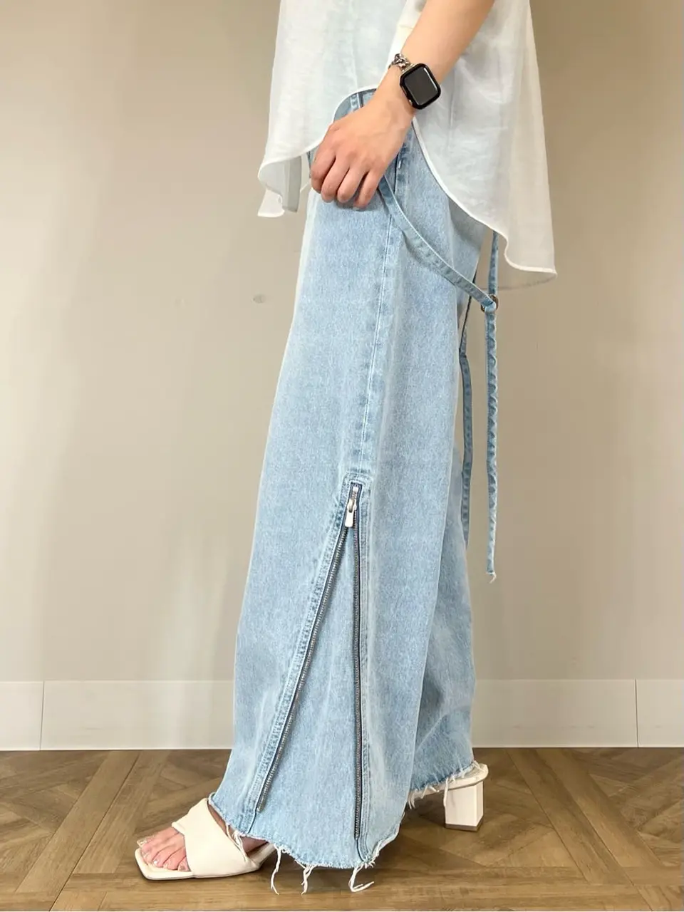 GRACE CONTINENTAL The Banquet SAITO コーディネート画像