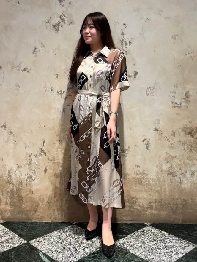 GRACE CONTINENTAL The Banquet 松原 明音 コーディネート画像