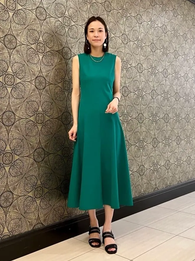 GRACE CONTINENTAL The Banquet 亀田 未希 コーディネート画像