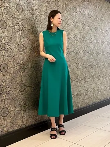 GRACE CONTINENTAL The Banquet 亀田 未希 コーディネート画像