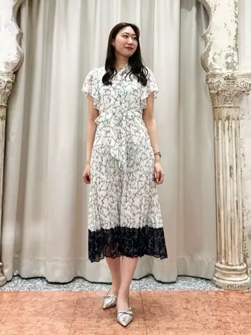 GRACE CONTINENTAL The Banquet 遠藤　みずき コーディネート画像