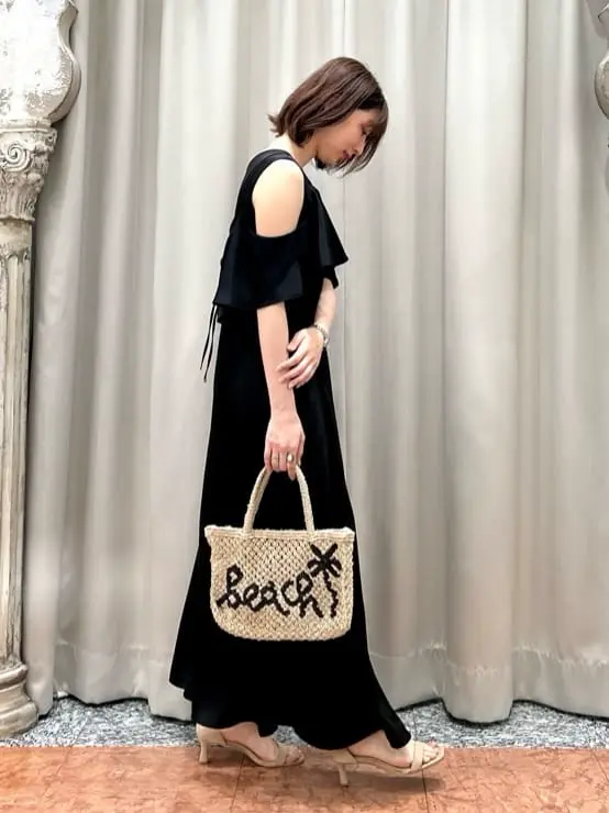 GRACE CONTINENTAL The Banquet eri コーディネート画像