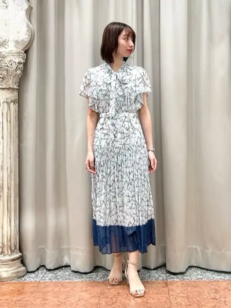 GRACE CONTINENTAL The Banquet eri コーディネート画像