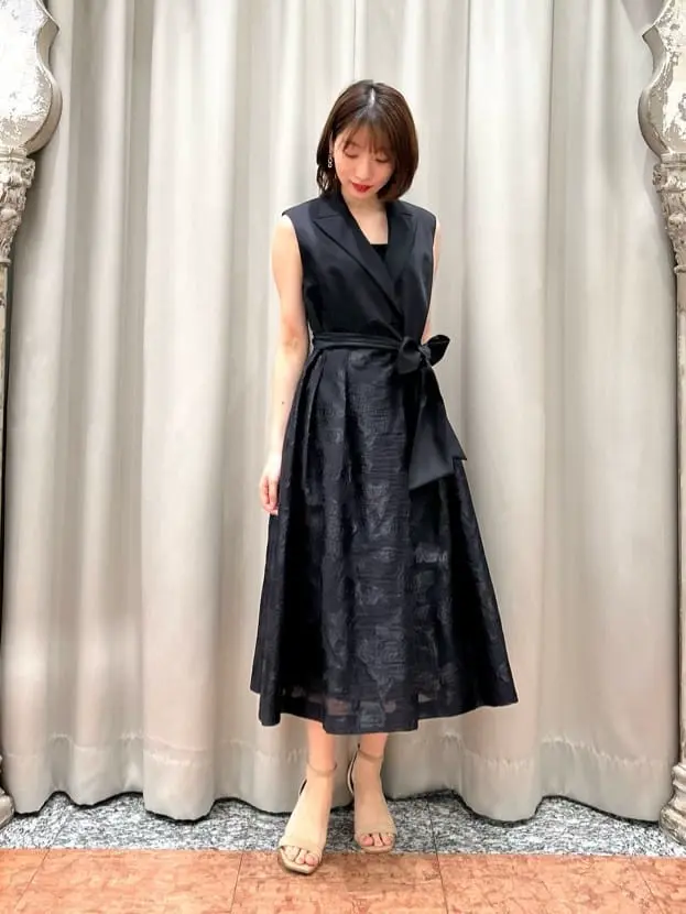 GRACE CONTINENTAL The Banquet eri コーディネート画像