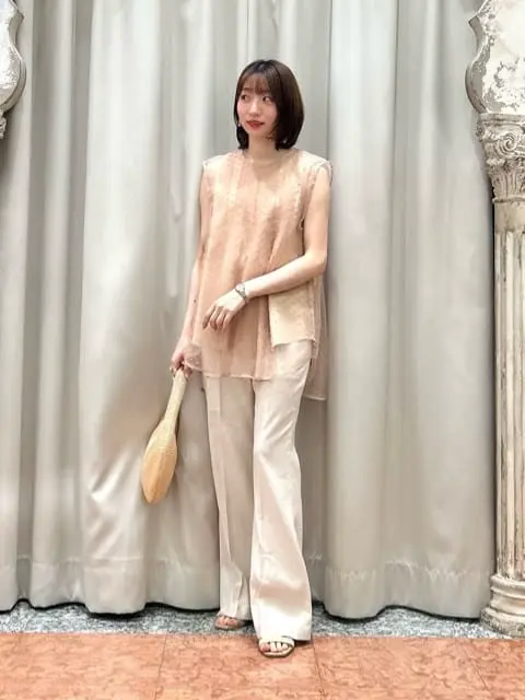 GRACE CONTINENTAL The Banquet eri コーディネート画像