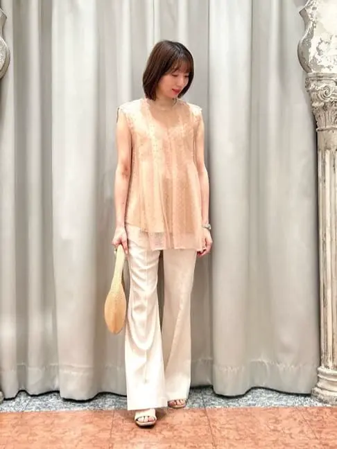 GRACE CONTINENTAL The Banquet eri コーディネート画像