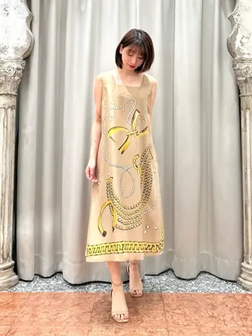 GRACE CONTINENTAL The Banquet eri コーディネート画像