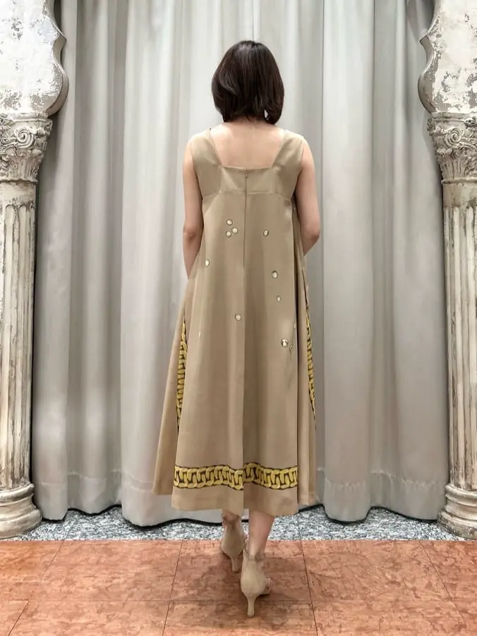 GRACE CONTINENTAL The Banquet eri コーディネート画像