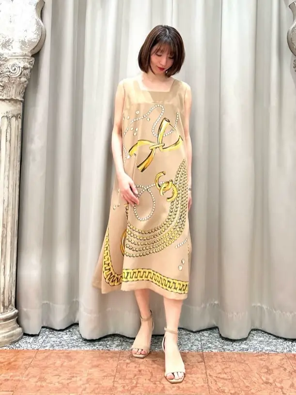 GRACE CONTINENTAL The Banquet eri コーディネート画像