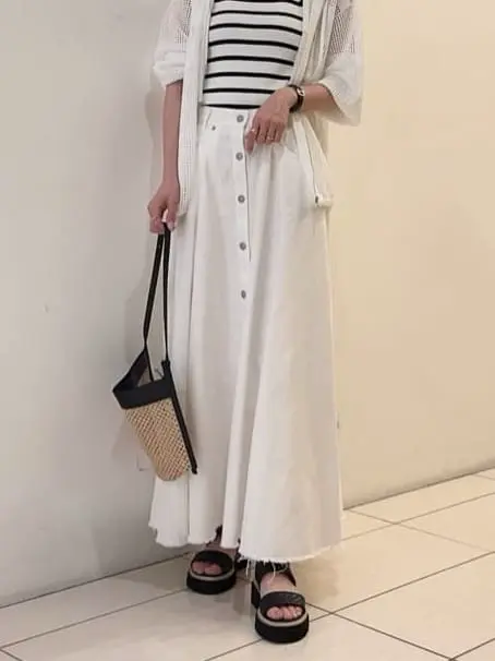 GRACE CONTINENTAL The Banquet 亀田 未希 コーディネート画像