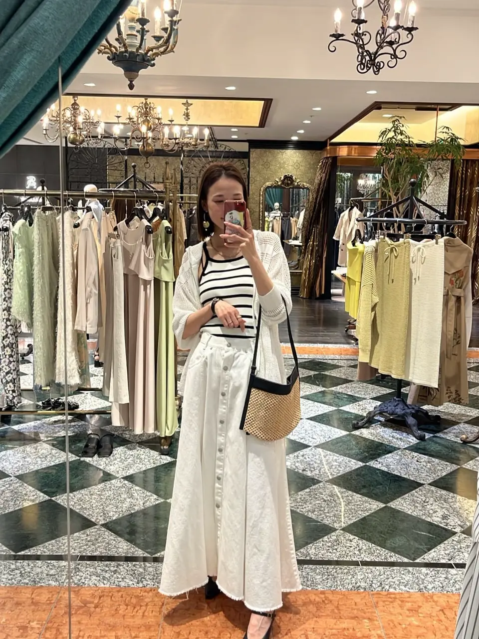 GRACE CONTINENTAL The Banquet 亀田 未希 コーディネート画像