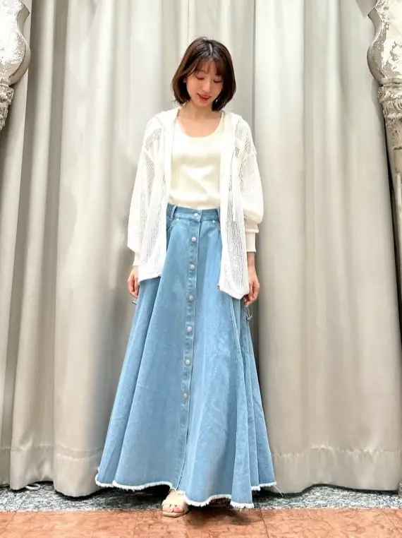 GRACE CONTINENTAL The Banquet eri コーディネート画像