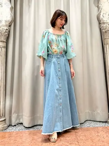 GRACE CONTINENTAL The Banquet eri コーディネート画像