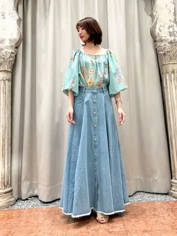 GRACE CONTINENTAL The Banquet eri コーディネート画像