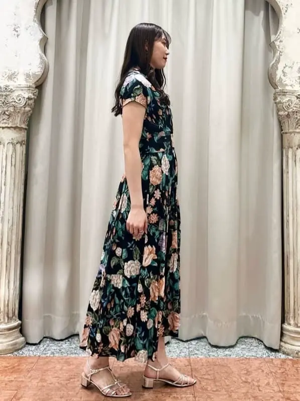 GRACE CONTINENTAL The Banquet 遠藤　みずき コーディネート画像