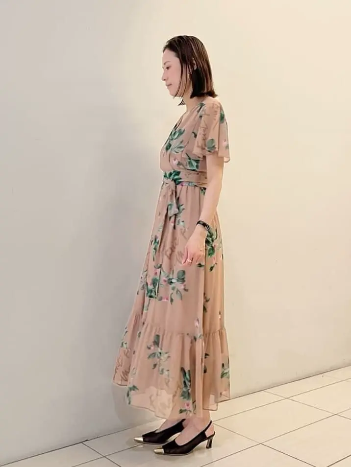 GRACE CONTINENTAL The Banquet 亀田 未希 コーディネート画像