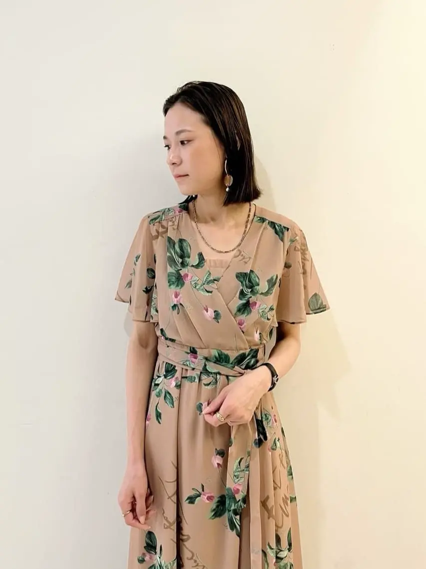 GRACE CONTINENTAL The Banquet 亀田 未希 コーディネート画像