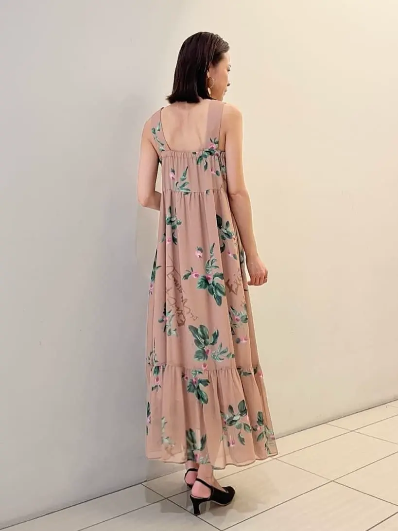 GRACE CONTINENTAL The Banquet 亀田 未希 コーディネート画像