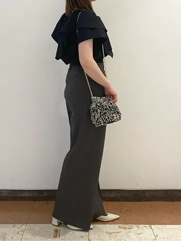 GRACE CONTINENTAL The Banquet mikiho コーディネート画像