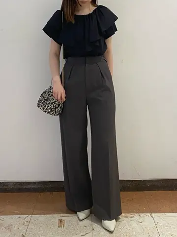 GRACE CONTINENTAL The Banquet mikiho コーディネート画像