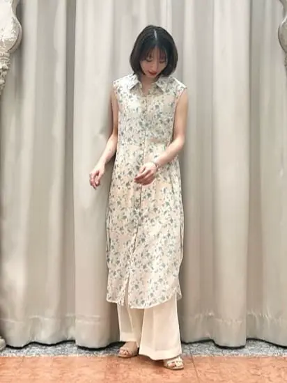 GRACE CONTINENTAL The Banquet eri コーディネート画像