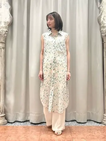 GRACE CONTINENTAL The Banquet eri コーディネート画像