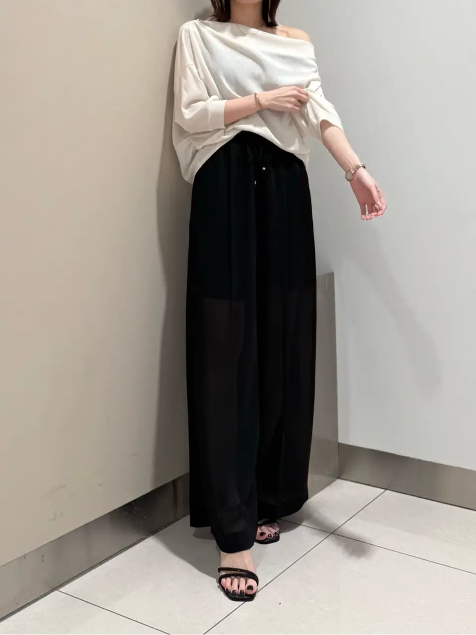 GRACE CONTINENTAL The Banquet Suzuka コーディネート画像