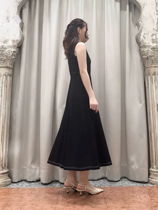 GRACE CONTINENTAL The Banquet 関谷　真琴 コーディネート画像