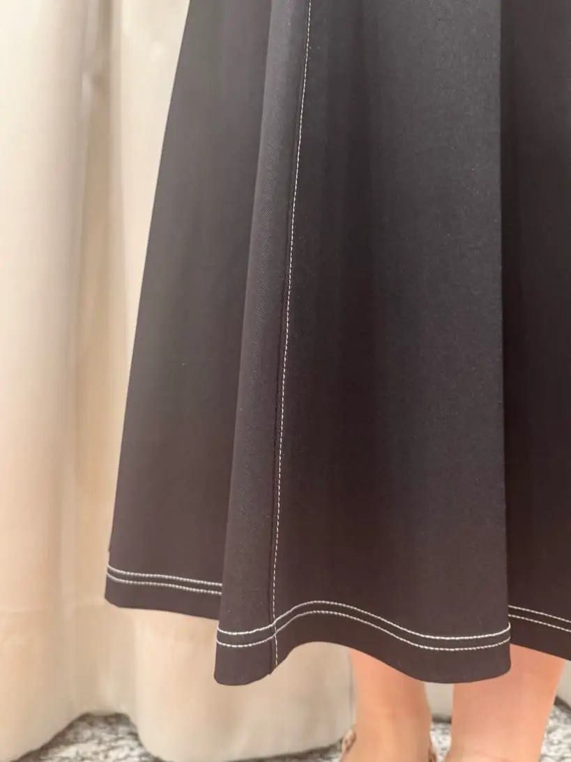 GRACE CONTINENTAL The Banquet 関谷　真琴 コーディネート画像