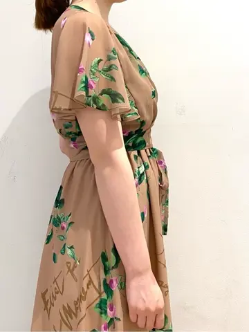 GRACE CONTINENTAL The Banquet mikiho コーディネート画像