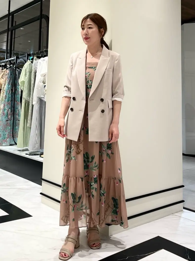 GRACE CONTINENTAL The Banquet 泉　智子 コーディネート画像