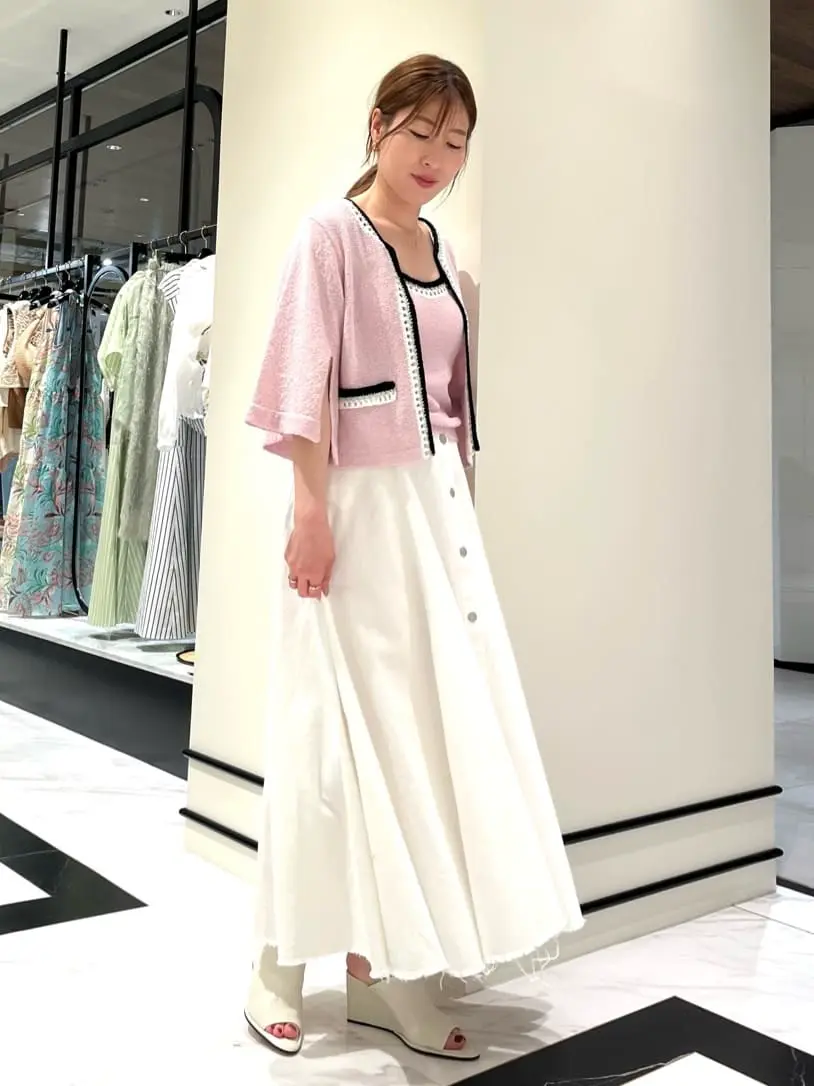 GRACE CONTINENTAL The Banquet 泉　智子 コーディネート画像