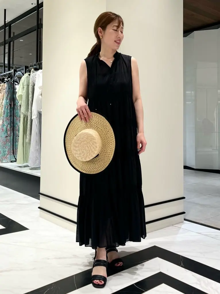 GRACE CONTINENTAL The Banquet 泉　智子 コーディネート画像