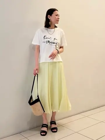 GRACE CONTINENTAL The Banquet 亀田 未希 コーディネート画像