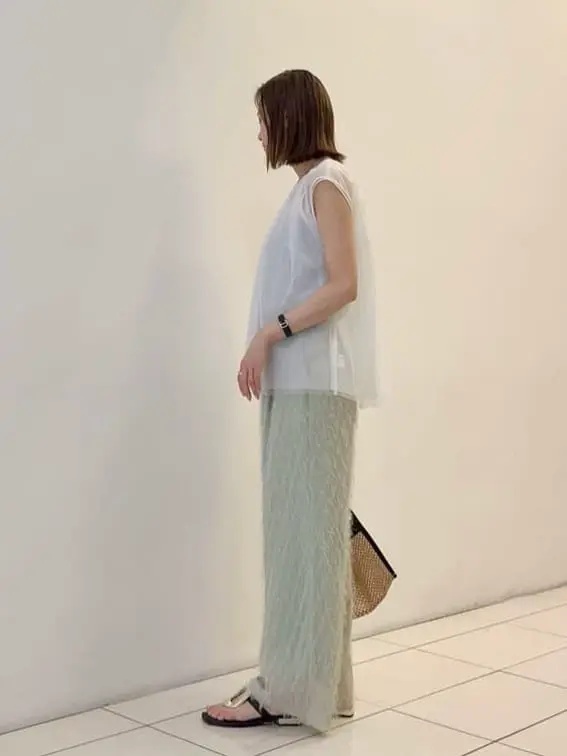 GRACE CONTINENTAL The Banquet 亀田 未希 コーディネート画像