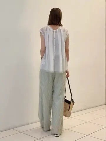 GRACE CONTINENTAL The Banquet 亀田 未希 コーディネート画像