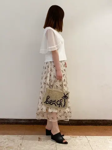 GRACE CONTINENTAL The Banquet mikiho コーディネート画像