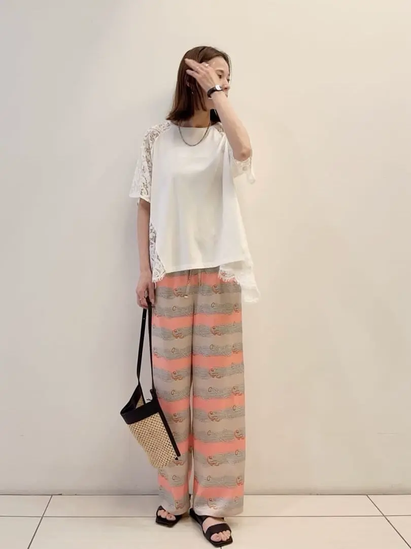 GRACE CONTINENTAL The Banquet 亀田 未希 コーディネート画像