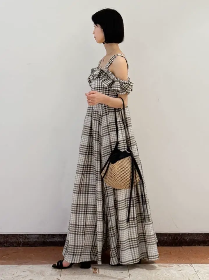 GRACE CONTINENTAL The Banquet yuri コーディネート画像