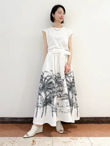 GRACE CONTINENTAL The Banquet yuri コーディネート画像