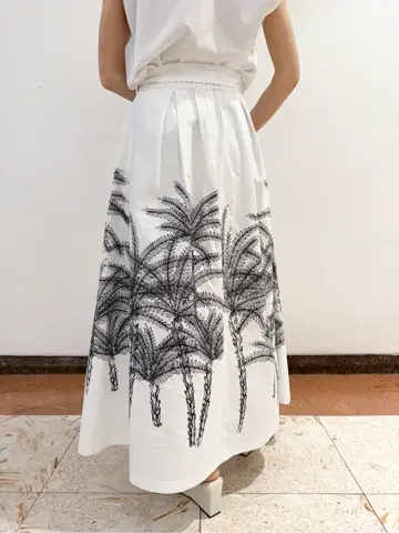 GRACE CONTINENTAL The Banquet yuri コーディネート画像